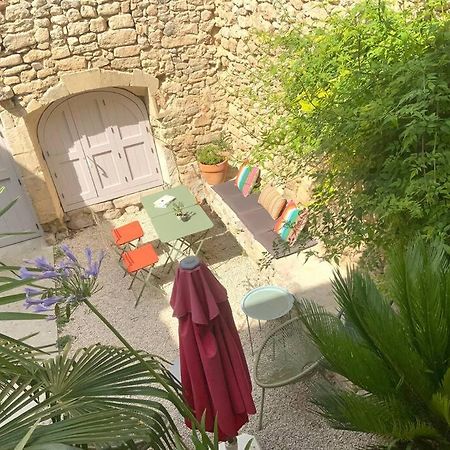 Le Clos Du Rempart - 2 A 4 Pers. Saint-Restitut Exterior foto